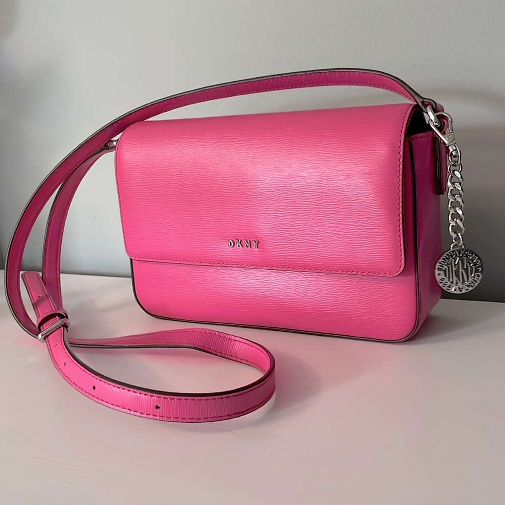 DKNY - SINA Small Flap Shoulder Bag